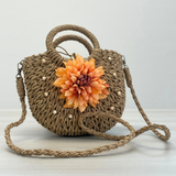 Borsa in rafia con fiore e perline