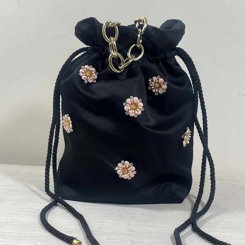 Borsa nera con fiori strass