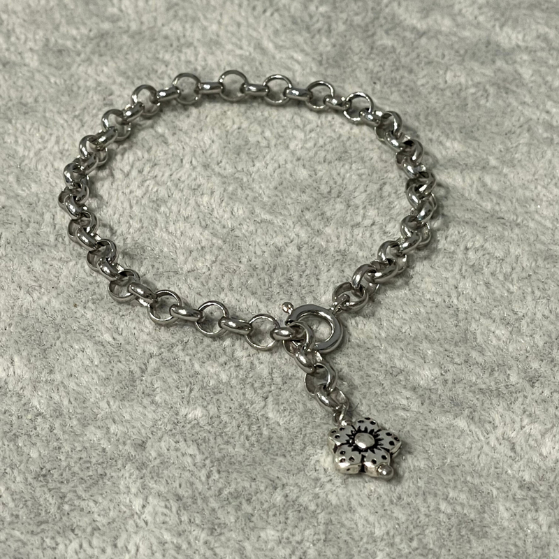 Bracciale argento con fiore
