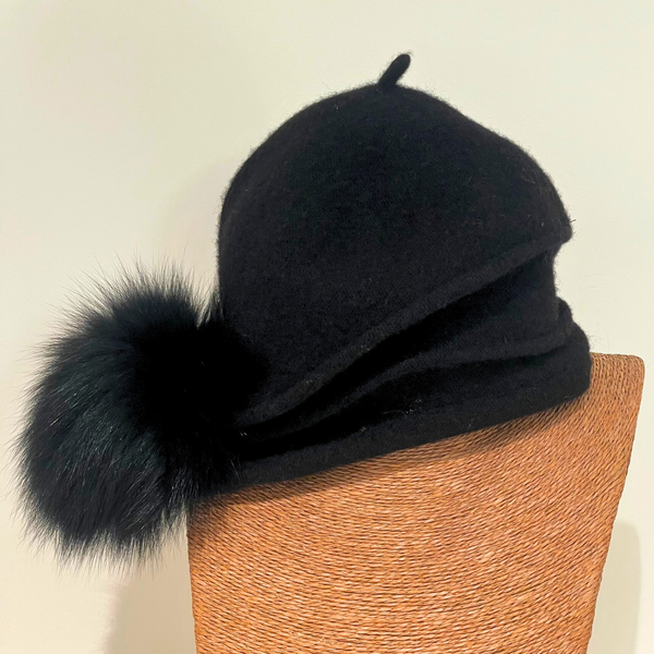 Cappello nero Pompon volpe