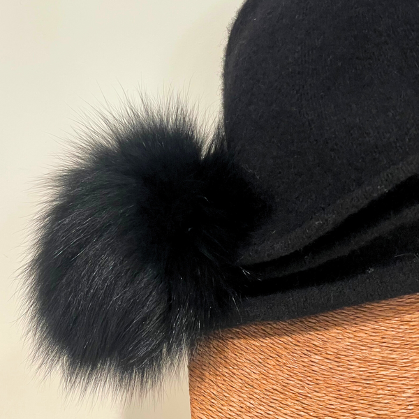 Cappello nero Pompon volpe