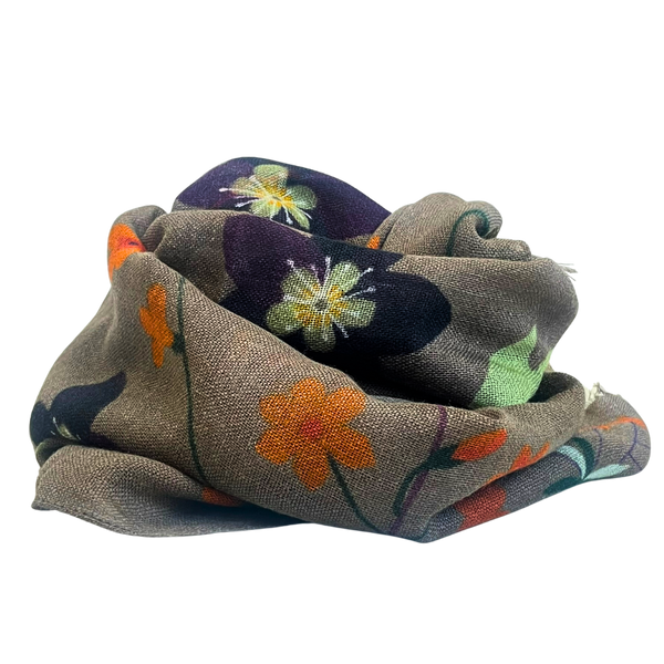 Foulard in lana con fiori